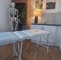 Qualified sports massage therapist.
With practices in Tavistock, Devon and now Liskeard, Cornwall!
Please let me know which you prefer!