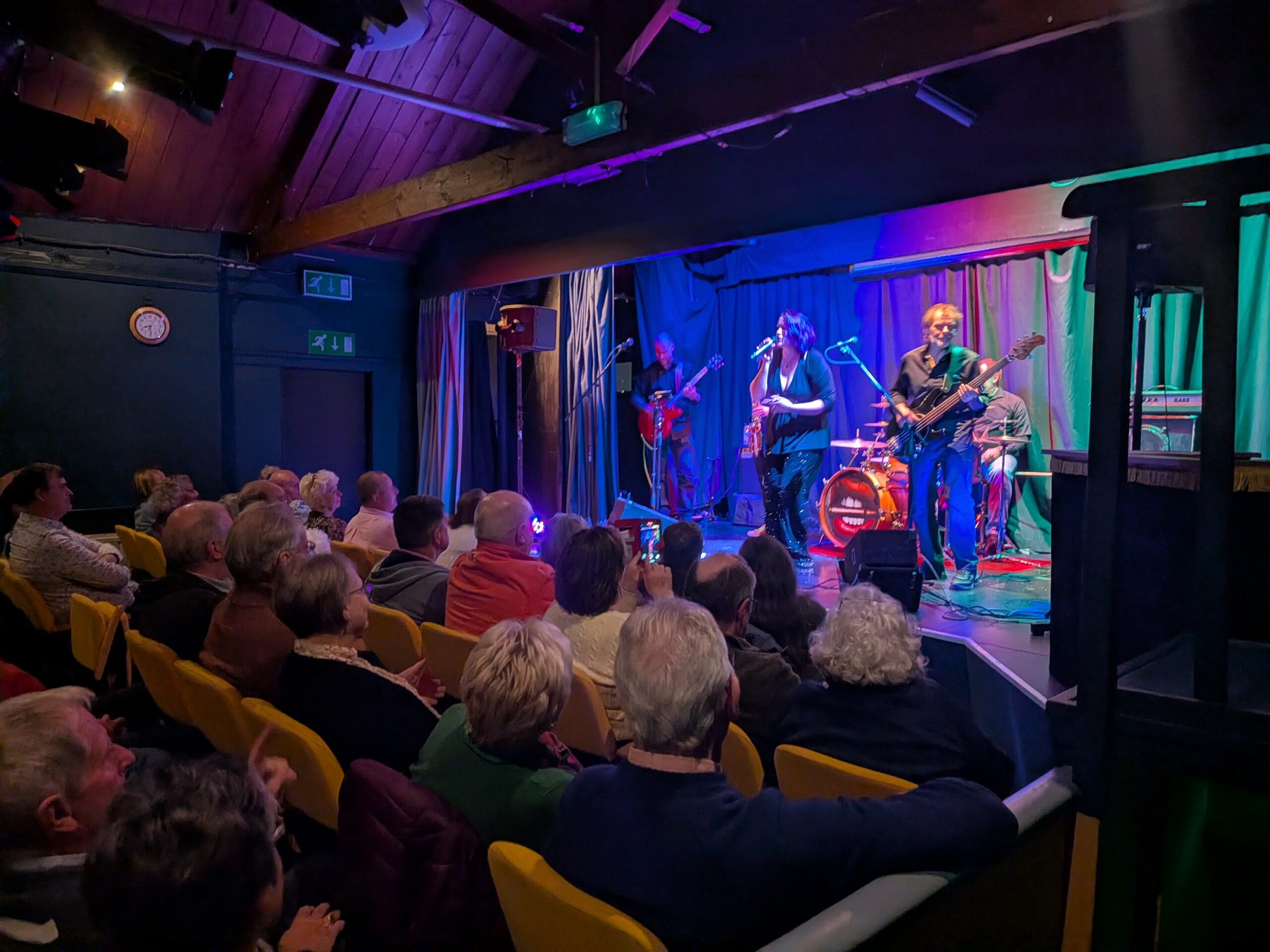 Beat the blues – Blu-Soule playing at the Prim-Raf Callington 